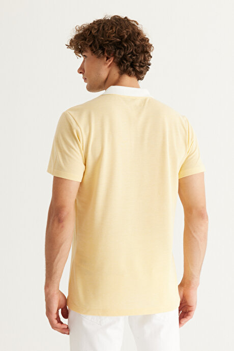 Slim Fit Dar Kesim Polo Yaka Pamuklu Kısa Kollu Sarı Tişört resmi