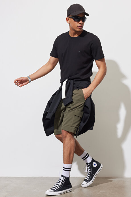 Slim Fit Dar Kesim Bisiklet Yaka %100 Organik Pamuk Siyah Tişört resmi