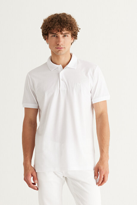 Slim Fit Dar Kesim Polo Yaka %100 Organik Pamuklu Beyaz Tişört resmi