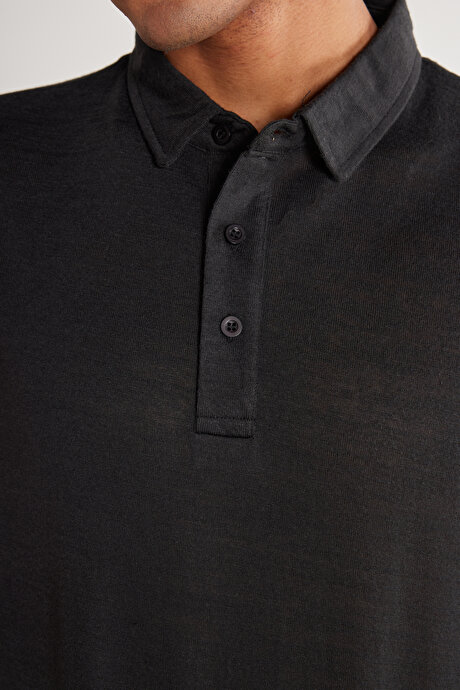 Slim Fit Dar Kesim Polo Yaka Kısa Kollu Siyah Tişört resmi