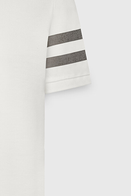 Slim Fit Dar Kesim %100 Pamuk Polo Yaka Beyaz Tişört resmi