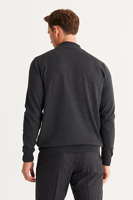 Standart Fit Normal Kesim Yarım Balıkçı Yaka Pamuklu Füme Kazak resmi