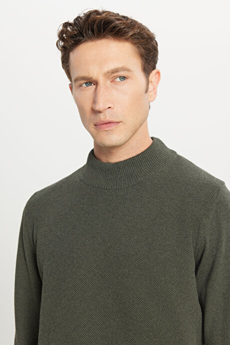 Standart Fit Normal Kesim Yarım Balıkçı Yaka Pamuklu Haki Kazak resmi