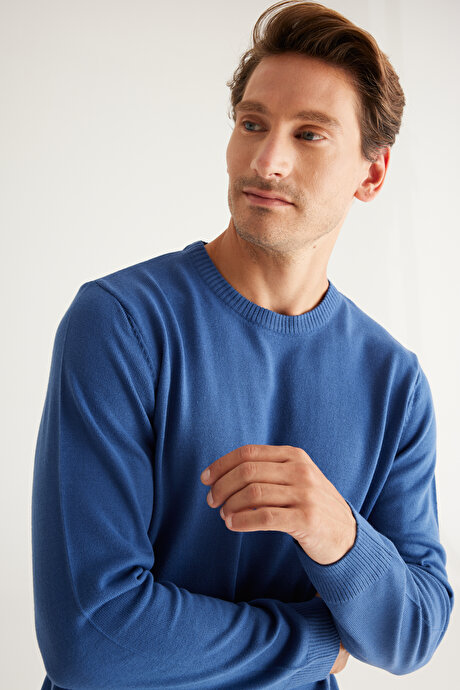 Anti-Pilling Tüylenme Yapmayan Standart Fit Normal Kesim Bisiklet Yaka Triko İndigo Kazak resmi