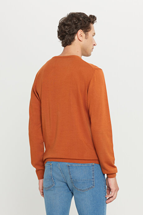 Anti-Pilling Tüylenme Yapmayan Standart Fit Normal Kesim Bisiklet Yaka Triko Kiremit Kazak resmi