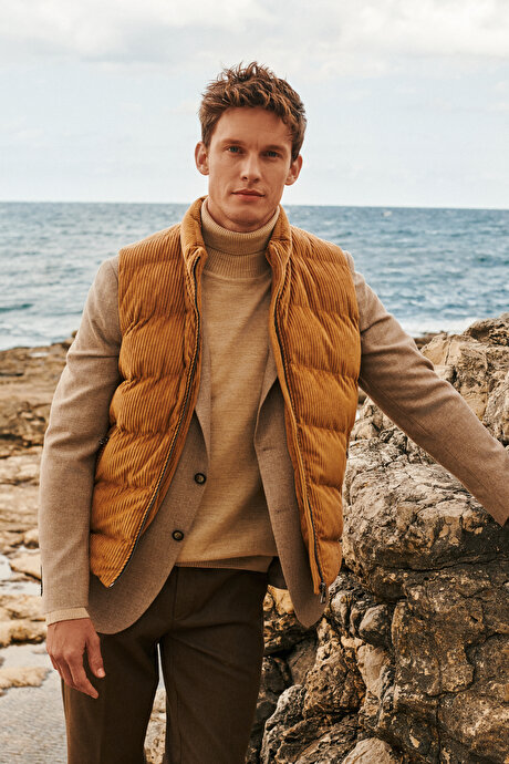 Tüylenme Yapmayan Anti Pilling Özellikli Standart Fit Tam Balıkçı Yaka Bej Kazak resmi