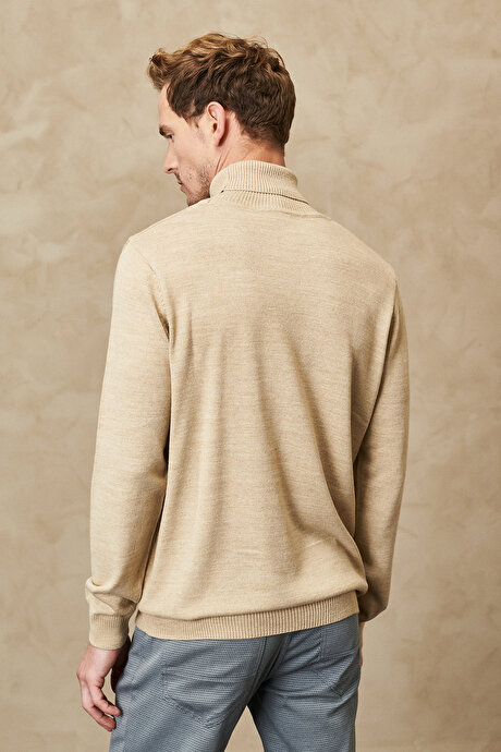 Tüylenme Yapmayan Anti Pilling Özellikli Standart Fit Tam Balıkçı Yaka Bej Kazak resmi