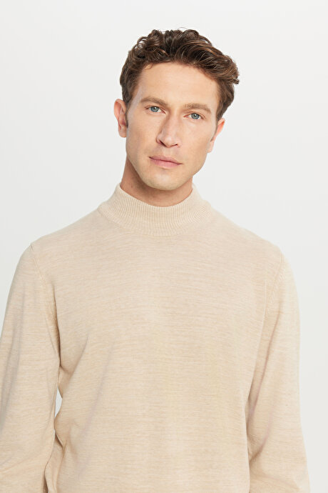 Tüylenme Yapmayan Anti-Pilling Standart Fit Normal Kesim Yarım Balıkçı Yaka Bej Kazak resmi