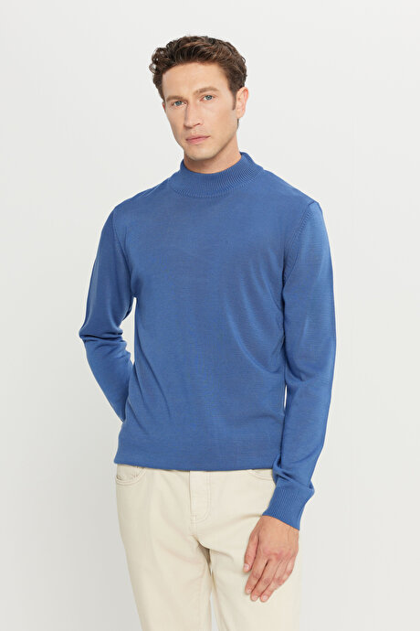 Tüylenme Yapmayan Anti-Pilling Standart Fit Normal Kesim Yarım Balıkçı Yaka İndigo Kazak resmi