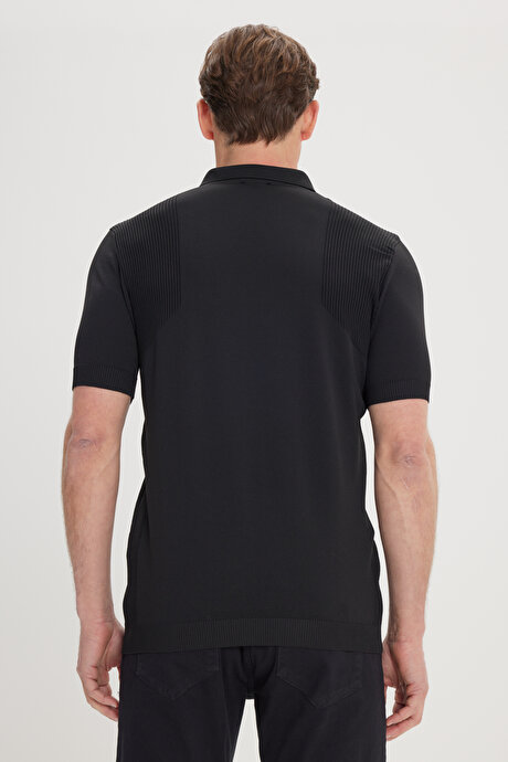 Standart Fit Normal Kesim Polo Yaka Jakarlı Siyah Triko Tişört resmi