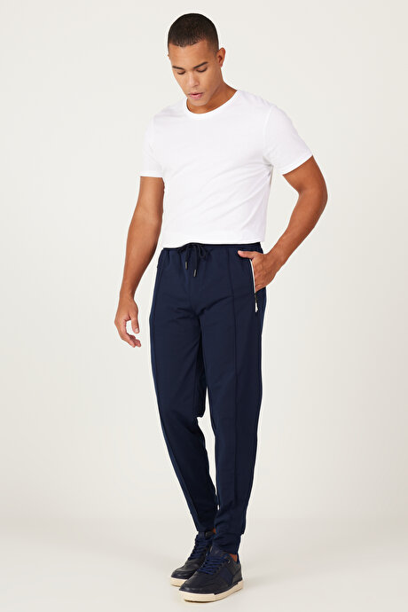 Standart Fit Normal Kesim Cepli Rahat Lacivert Eşofman Altı resmi