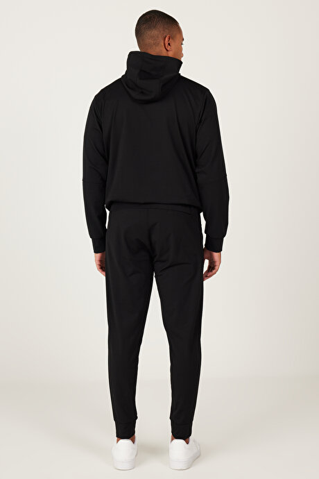 Standart Fit Normal Kesim Cepli Rahat Siyah Eşofman Altı resmi