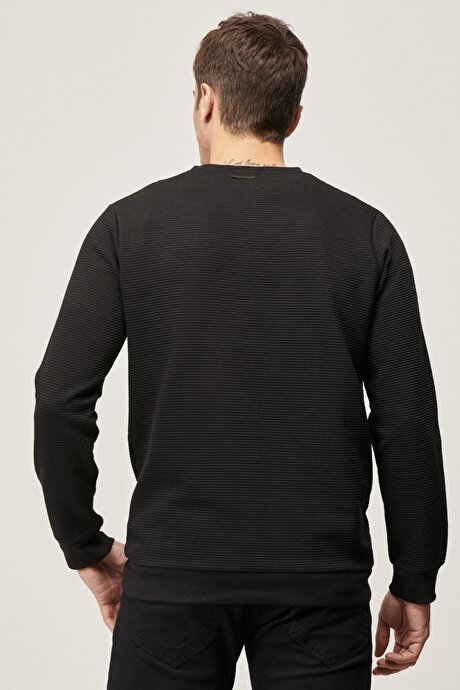Siyah Sweatshirt resmi