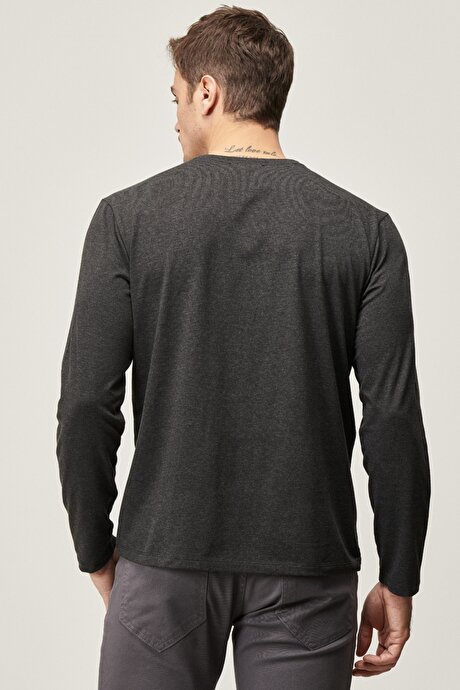 Siyah Sweatshirt resmi