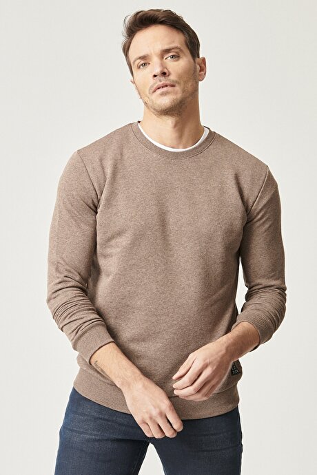 Standart Fit Normal Kesim Bisiklet Yaka Kahverengi Sweatshirt resmi