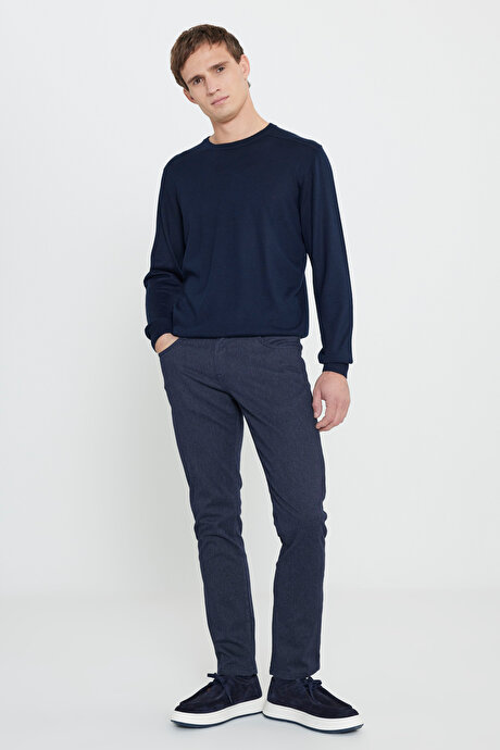 Slim Fit Dar Kesim Pamuklu Esnek Lacivert Pantolon resmi