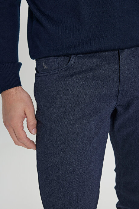 Slim Fit Dar Kesim Pamuklu Esnek Lacivert Pantolon resmi