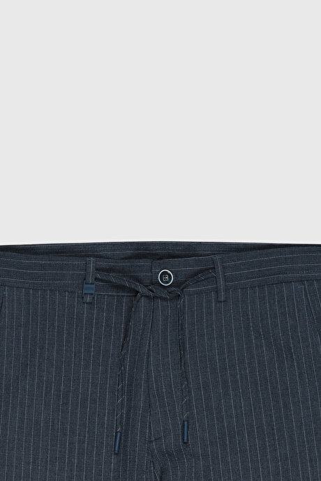 Slim Fit Dar Kesim Gofre Desenli Beli Bağlamalı Yan Cep Esnek Jogger Lacivert Pantolon resmi
