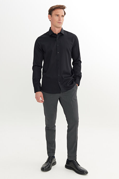 Slim Fit Dar Kesim Klasik Yaka %100 Pamuk Ütü Gerektirmeyen Non-Iron Siyah Gömlek resmi