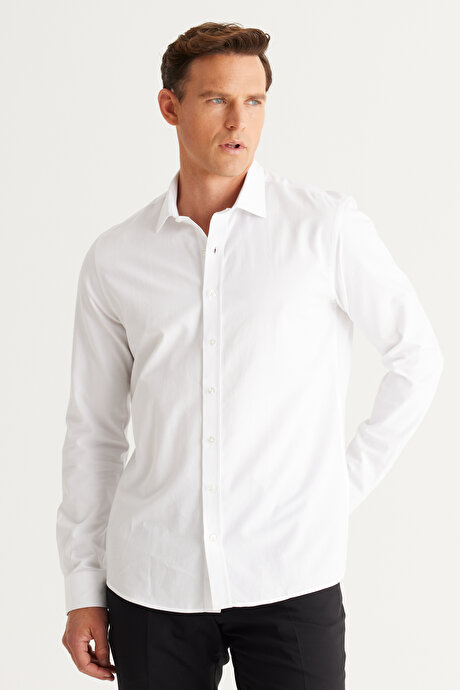 Slim Fit Dar Kesim Klasik Yaka %100 Pamuk Armürlü Beyaz Gömlek resmi