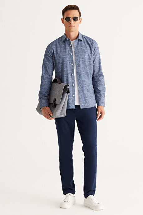 Slim Fit Dar Kesim Klasik Yaka %100 Pamuk Baskılı Lacivert Gömlek resmi