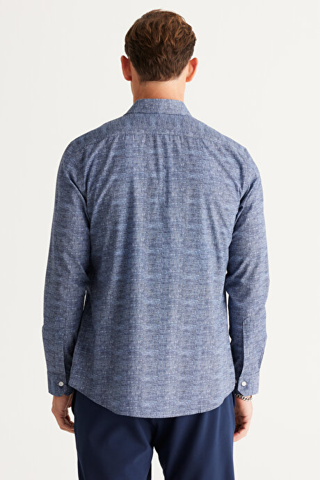 Slim Fit Dar Kesim Klasik Yaka %100 Pamuk Baskılı Lacivert Gömlek resmi