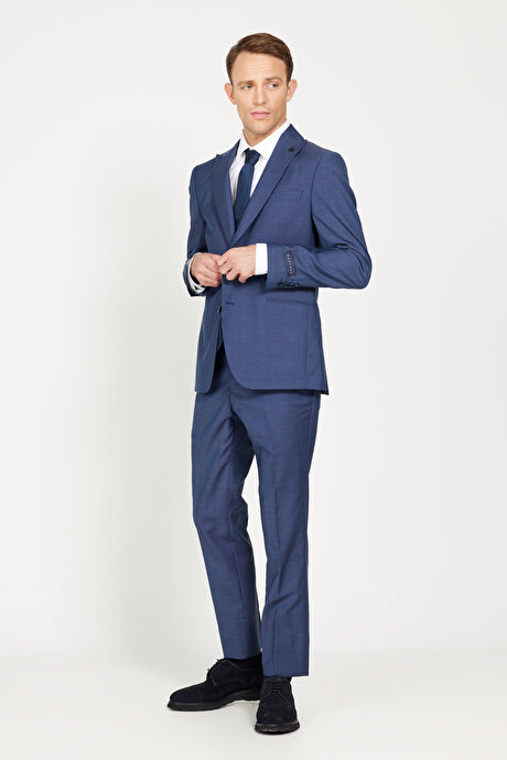 Slim Fit Dar Kesim Kırlangıç Yaka %100 Yün Filafil Desenli Mavi Takım Elbise resmi