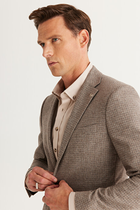 Slim Fit Dar Kesim Mono Yaka Kareli Yünlü Kahverengi Takım Elbise resmi