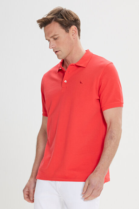 Slim Fit Dar Kesim Polo Yaka %100 Pamuk Kırmızı Tişört resmi