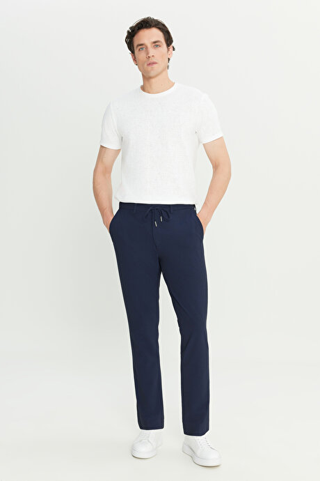 Slim Fit Dar Kesim Gofre Desenli Beli Bağlamalı Yan Cepli Travel Casual Lacivert Pantolon resmi