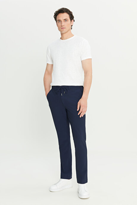 Slim Fit Dar Kesim Gofre Desenli Beli Bağlamalı Yan Cepli Travel Casual Lacivert Pantolon resmi