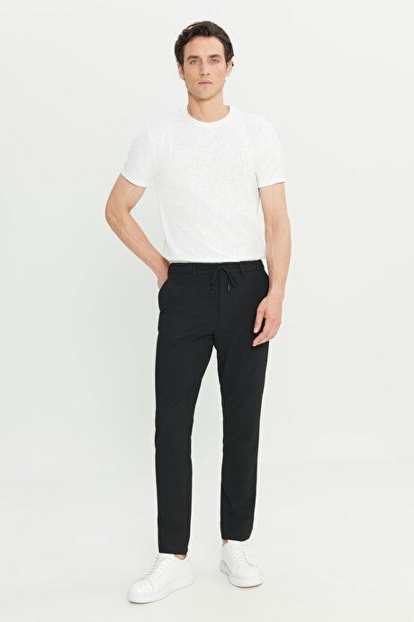 Slim Fit Dar Kesim Gofre Desenli Beli Bağlamalı Yan Cepli Travel Casual Siyah Pantolon resmi