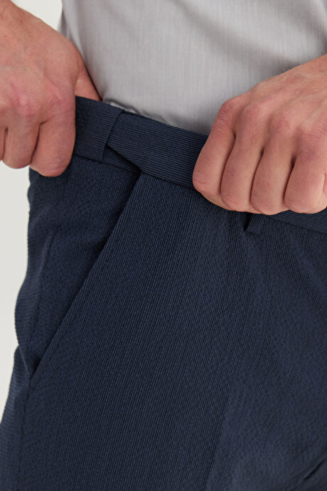 Slim Fit Dar Kesim Beli Lastikli Yan Cep Klasik Lacivert Pantolon resmi