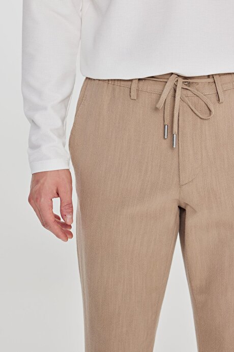 Keten Slim Fit Dar Kesim Beli Bağlamalı Yan Cepli Casual Bej Pantolon resmi