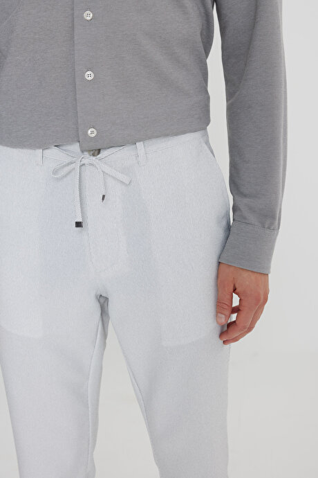 Slim Fit Beli Bağlamalı Gofre Desenli Yan Cepli Casual Gri Pantolon resmi
