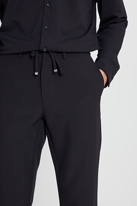 Slim Fit Beli Bağlamalı Gofre Desenli Yan Cepli Casual Siyah Pantolon resmi