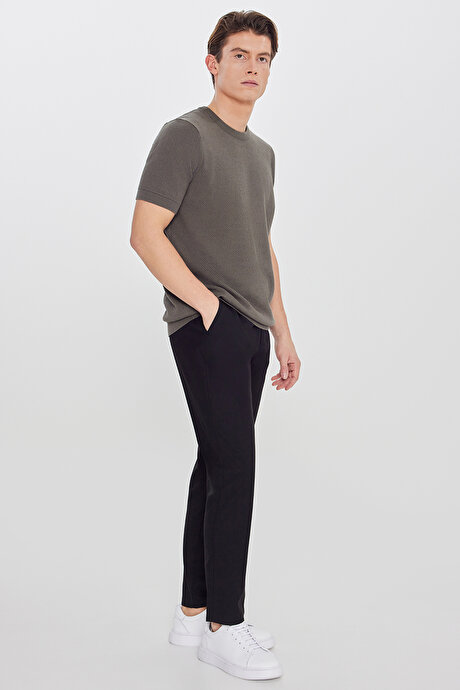 Slim Fit Dar Kesim Beli Bağlamalı Yan Cepli Siyah Pantolon resmi