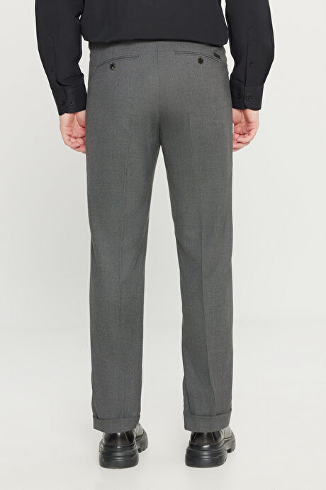 Slim Fit Dar Kesim Beli Gizli Lastikli Yan Cepli Armürlü Klasik Siyah Pantolon resmi