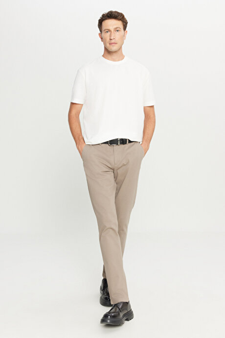 Pamuklu Slim Fit Dar Kesim Yan Cep Armürlü Esnek Casual Bej Pantolon resmi
