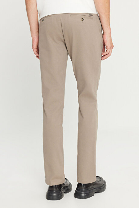 Pamuklu Slim Fit Dar Kesim Yan Cep Armürlü Esnek Casual Bej Pantolon resmi