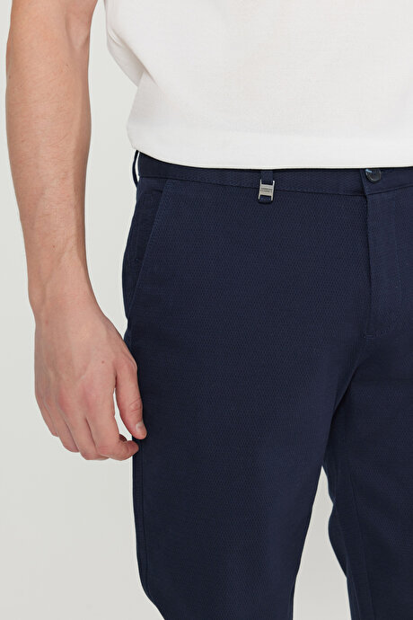 Pamuklu Slim Fit Dar Kesim Yan Cep Armürlü Esnek Casual Lacivert Pantolon resmi