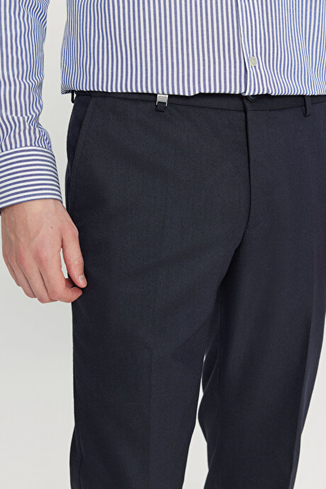 Slim Fit Dar Kesim Gizli Lasiktli Yan Cepli Esnek Klasik Lacivert Pantolon resmi