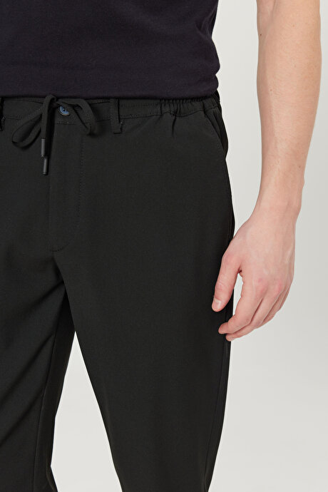Slim Fit Dar Kesim Beli Bağlamalı Yan Cepli Casual Jogger Siyah Pantolon resmi