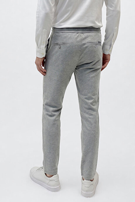 Slim Fit Dar Kesim Beli Bağlamalı Yan Cepli Esnek Jogger Açık Gri Pantolon resmi
