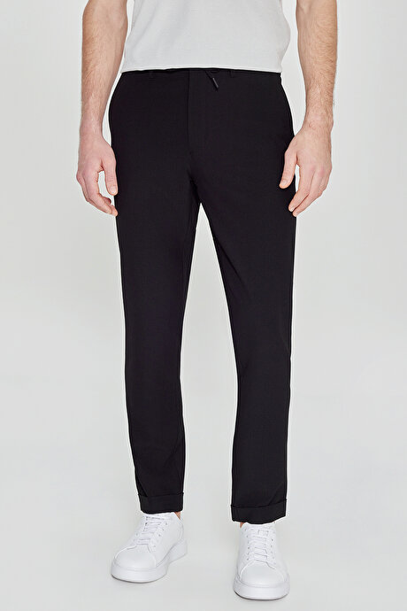 Jogger Slim Fit Dar Kesim Yan Cepli Beli Bağlamalı Casual Siyah Pantolon resmi