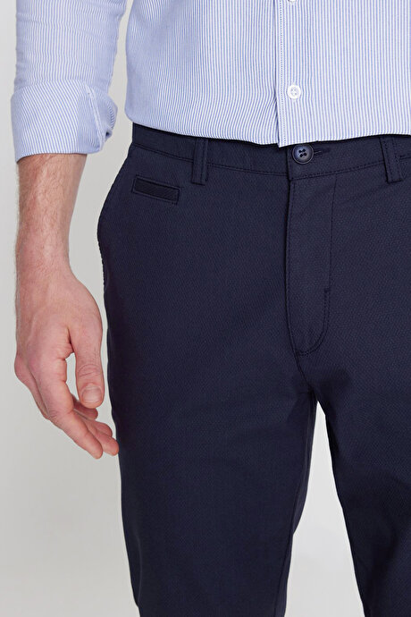 Pamuklu Slim Fit Dar Kesim Yan Cepli Armürlü Esnek Casual Lacivert Pantolon resmi