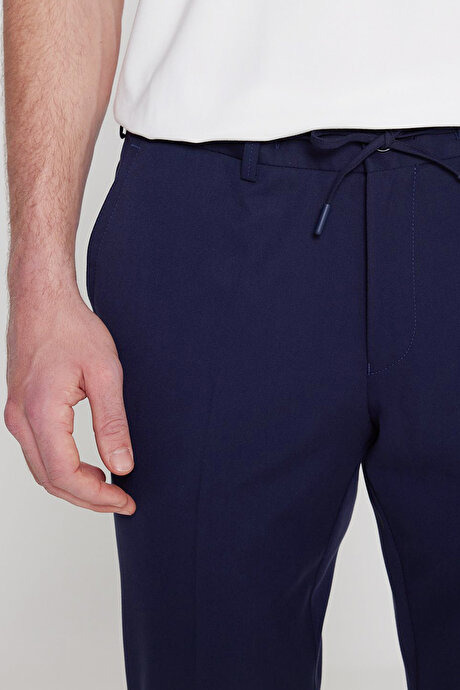 Slim Fit Dar Kesim Beli Bağlamalı Yan Cepli Casual Esnek Lacivert Pantolon resmi