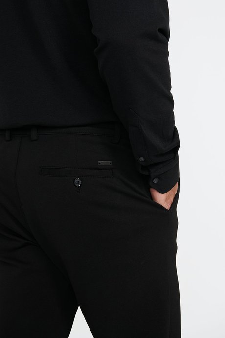 Pamuklu Slim Fit Dar Kesim Beli Bağlamalı Yan Cepli Esnek Casual Siyah Pantolon resmi