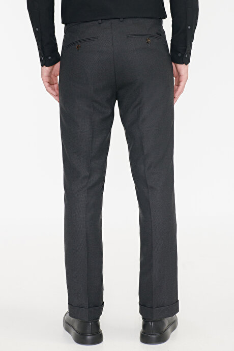 Slim Fit Dar Kesim Beli Gizli Lastikli Yan Cepli Armürlü Siyah Pantolon resmi