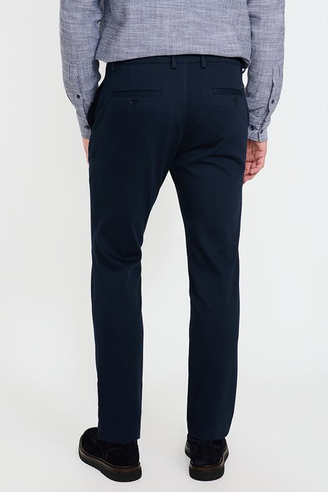 Pamuklu Slim Fit Dar Kesim Armürlü Yan Cepli Casual Esnek Lacivert Pantolon resmi